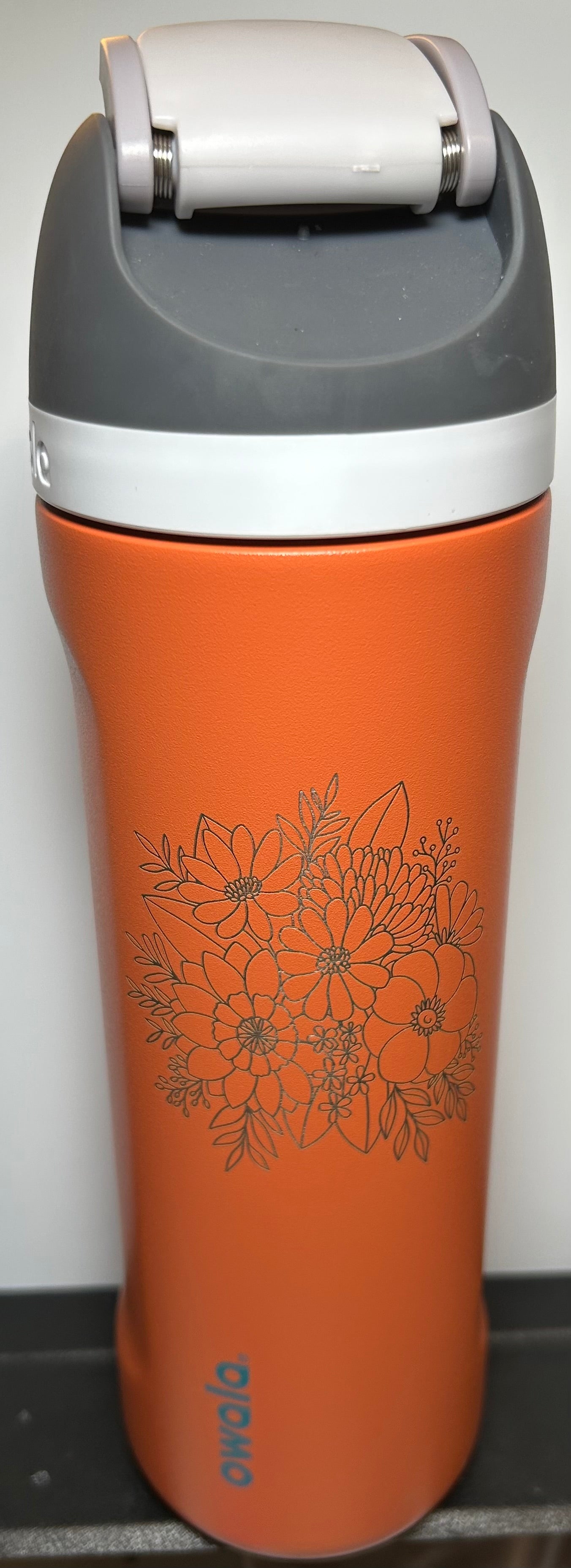 24 oz Owala® FreeSip - Terracotta Sunset – Floral Line Art